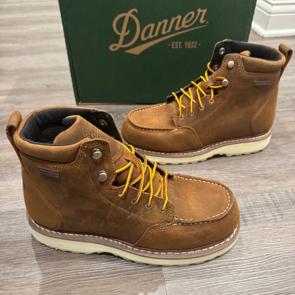 Danner Cedar River 6” Brown Suede Leather Lace Up Boots 14300